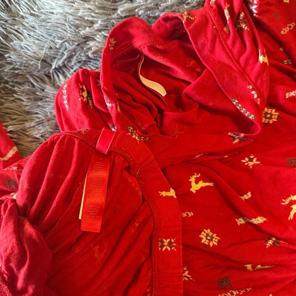 skims pajamas - Picture 4 of 5